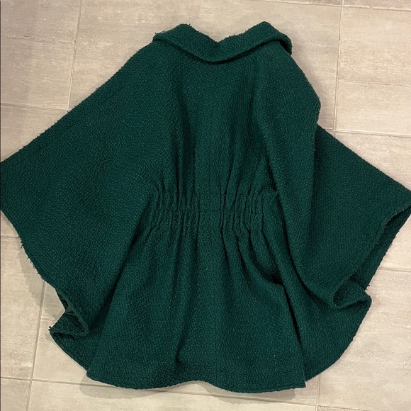Steve Madden Textured Green Outerwear Cape Coat - Picture 4 of 5
